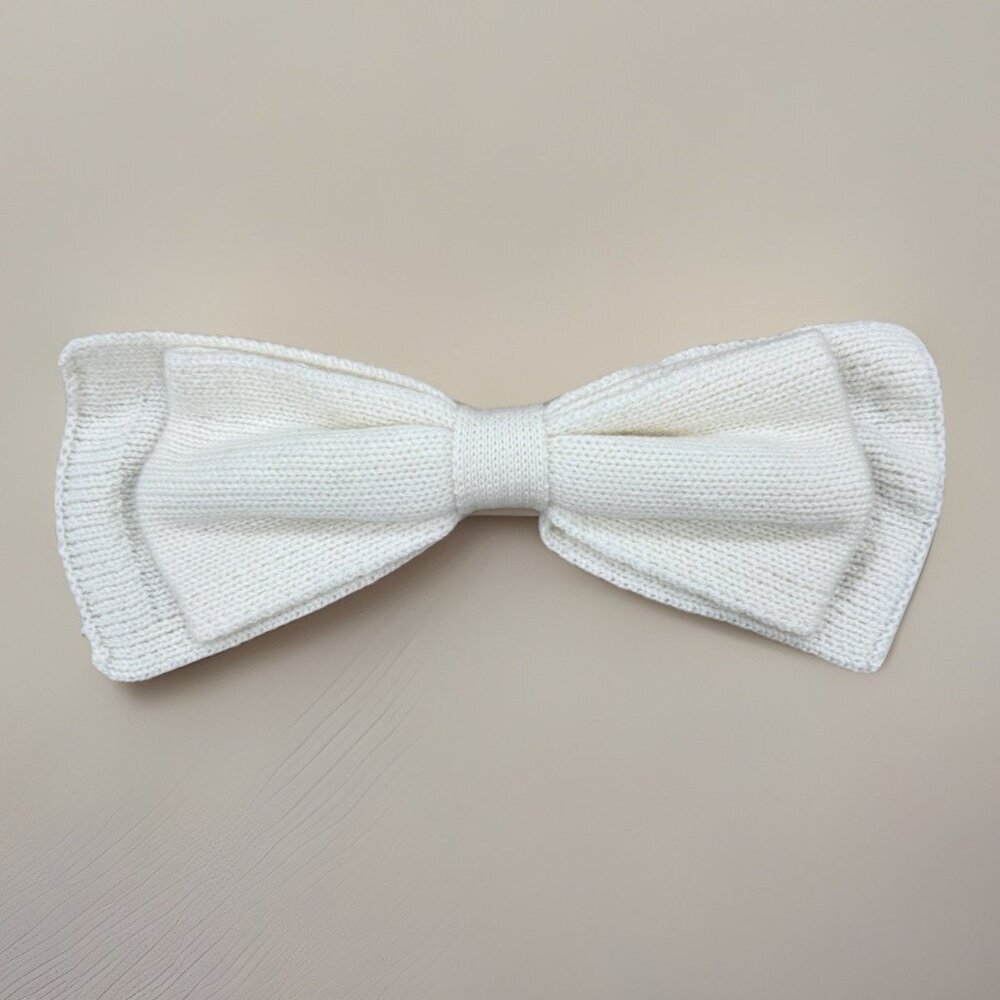 Kilte Collection The Bow Hair Barrette in Marshmallow Ivory 100% Cashmere $75